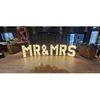 Lichtletter woord: MR & MRS